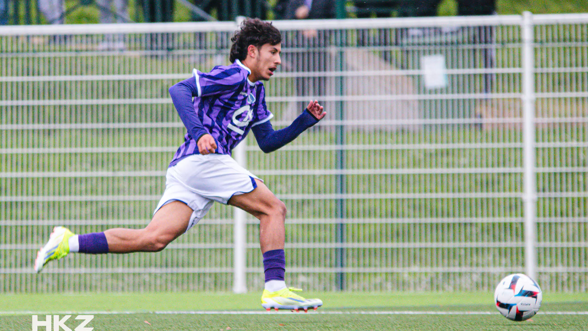 Ilyas Azizi sélectionné en Équipe de France U16 Avenir ! - Toulouse FC